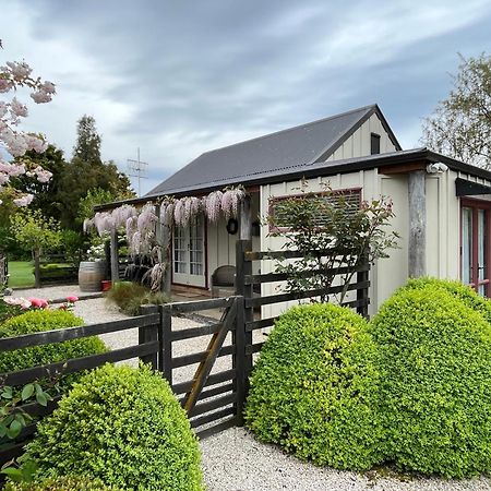 Tasman Village Cottage Exterior foto