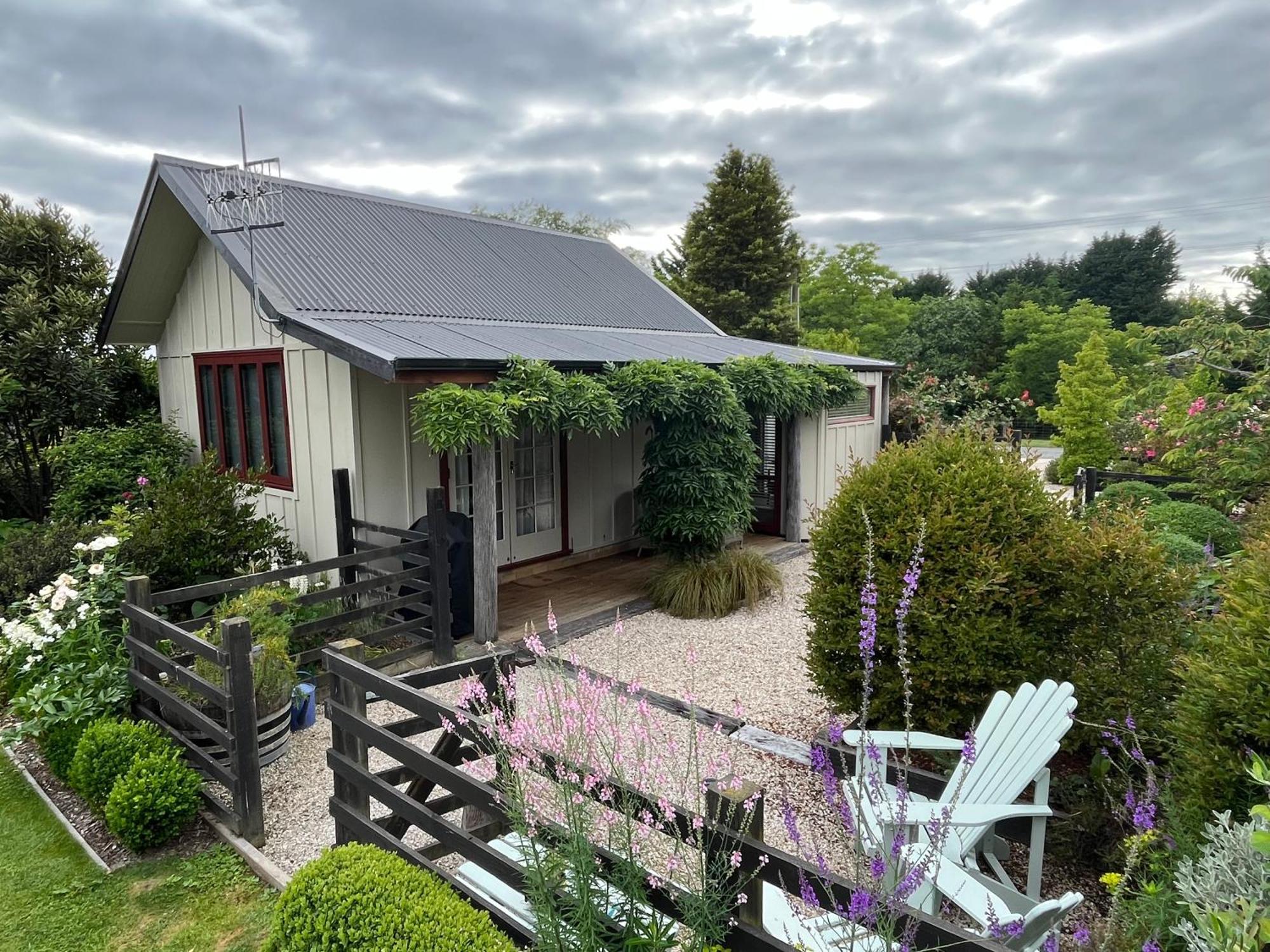 Tasman Village Cottage Exterior foto